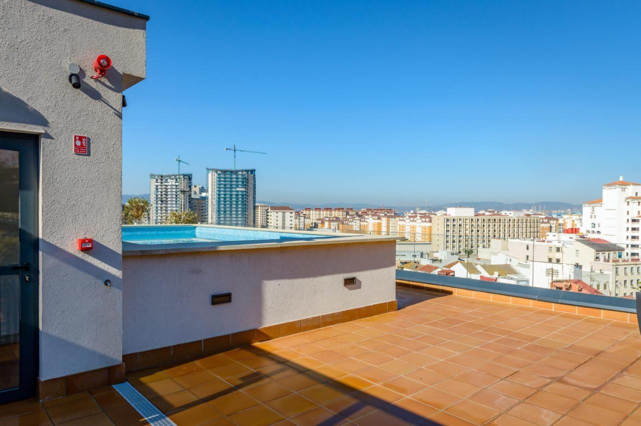 Brand New Luxury 2 Beds Apartment At The Residence-Hosted By Sweetstay Гибралтар Екстериор снимка