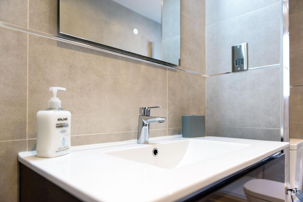 Brand New Luxury 2 Beds Apartment At The Residence-Hosted By Sweetstay Гибралтар Екстериор снимка